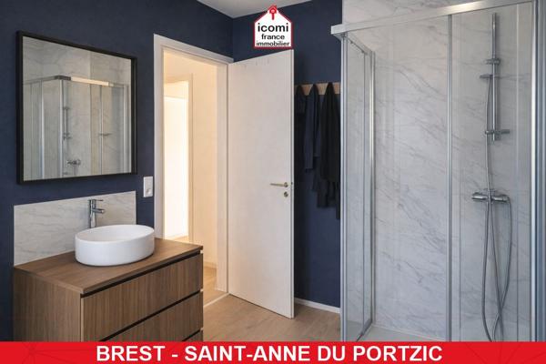 A VENDRE - MAISON - DE 2025 - SECTEUR CALME - VUE DEGAGEE - 3 CHAMBRES POSSIBLE 4 - STATIONNEMENT SUR LA PROPRIETE - GARAGE A VELOS - TERRAIN CLOS - TERRASSE DE 46 M²