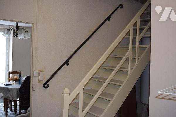 MAISON SITUEE A TAIZE AIZIE