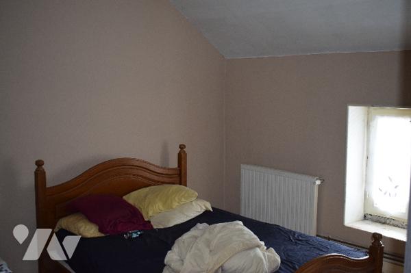 MAISON SITUEE A TAIZE AIZIE