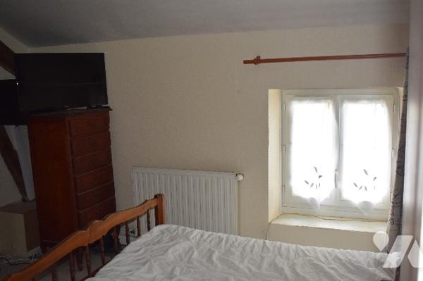 MAISON SITUEE A TAIZE AIZIE