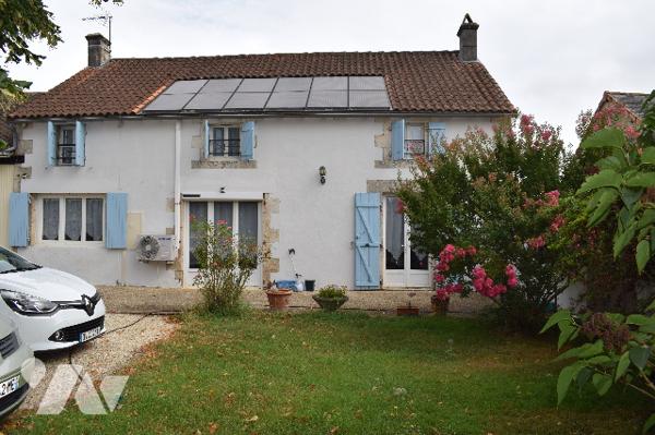 MAISON SITUEE A TAIZE AIZIE