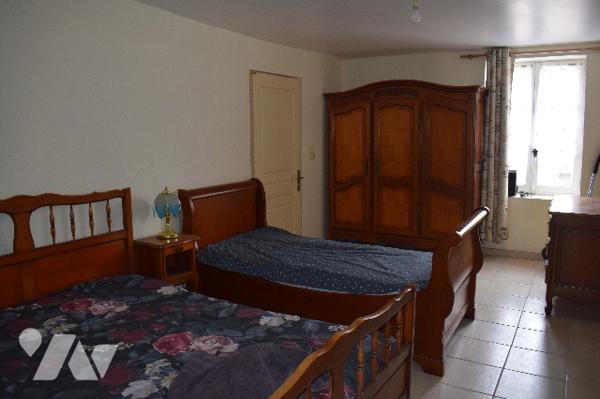 MAISON SITUEE A TAIZE AIZIE