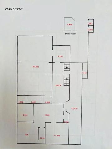Vente                                                      Propriété
                        
                     11 pièces                      385 m2                     à Roubaix