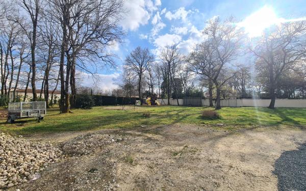 Terrain à vendre    Breuillet