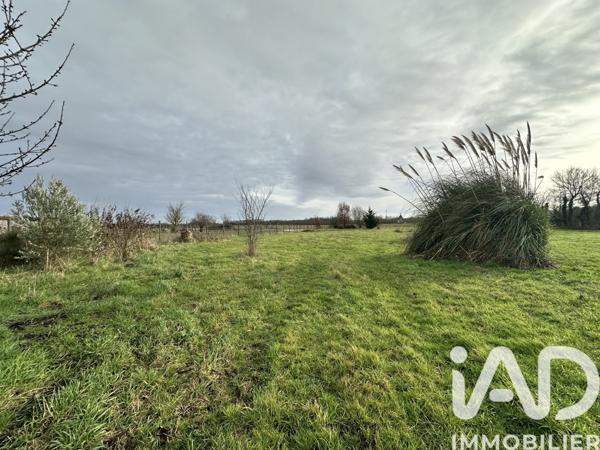 Terrain à vendre 2 459 m² Saint-Martin-de-Sanzay