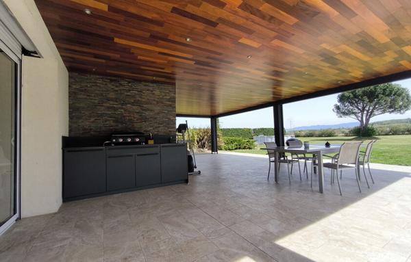 Maison de 270 m²