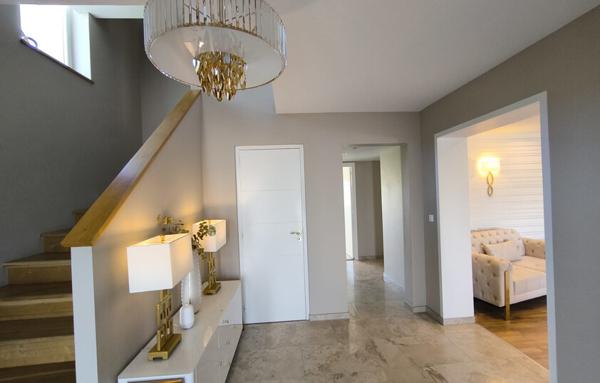 Maison de 270 m²