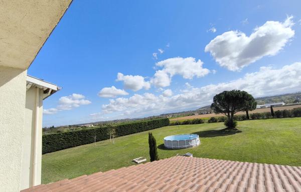 Maison de 270 m²