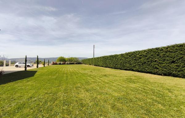 Maison de 270 m²