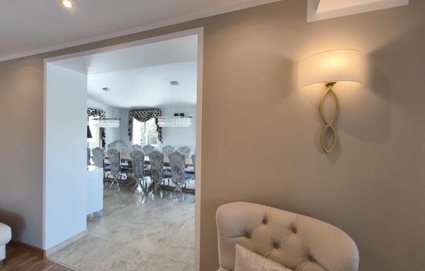 Maison de 270 m²