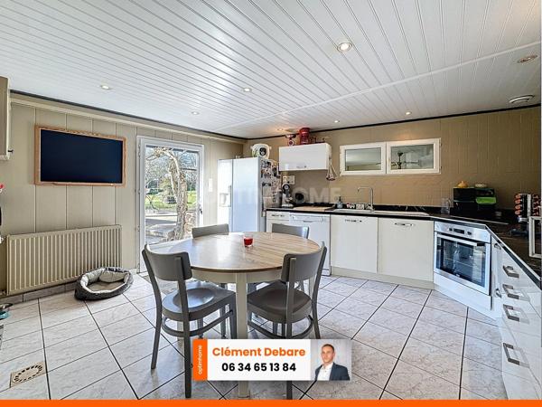 Maison avec plus de 170 m² avec 3 chambres