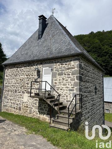 Maison à vendre 4 pièces 75 m² Rochefort-Montagne