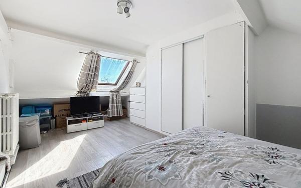 Maison à vendre    6 pièces • 155 m2 Villecresnes