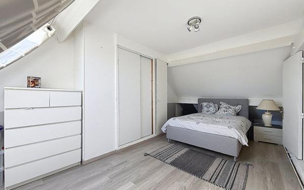 Maison à vendre    6 pièces • 155 m2 Villecresnes