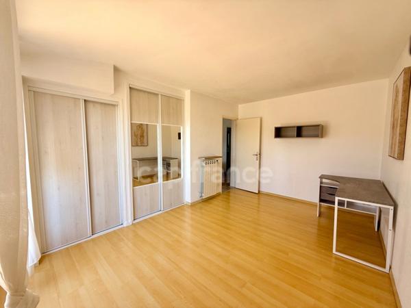 Villa avec Piscine DRAGUIGNAN (83)