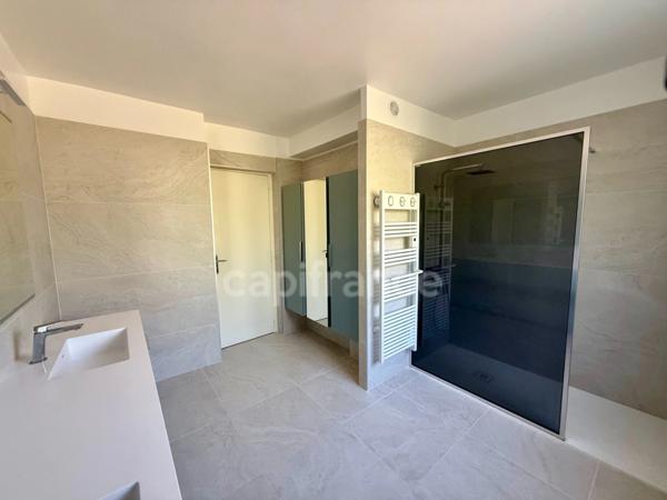 Villa avec Piscine DRAGUIGNAN (83)