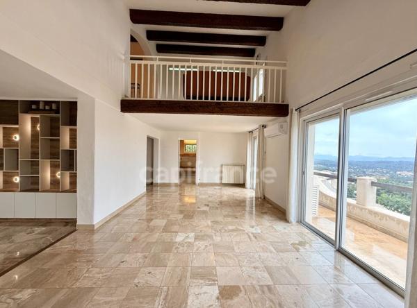 Villa avec Piscine DRAGUIGNAN (83)