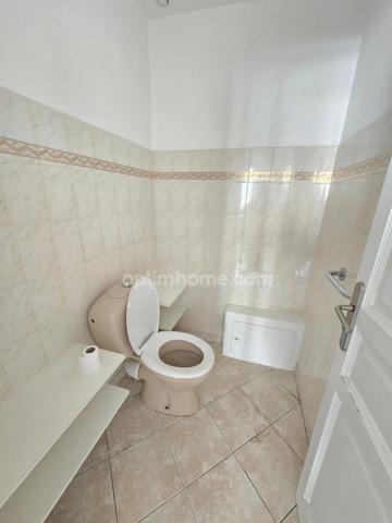 Appartement T3 rénové – Rez-de-chaussée – Port-de-Bouc – 100 m de la mer – Libre de locataire