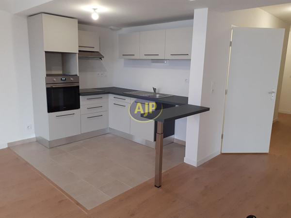 Location appartement Saint Herblain : 1 084 € - AJP Immobilier Nantes Sud