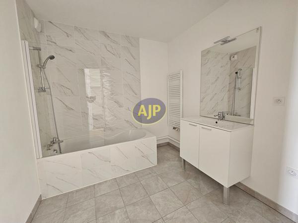 Location appartement Saint Herblain : 1 084 € - AJP Immobilier Nantes Sud
