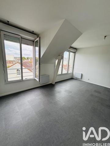 Location appartement 3 pièces 60 m² Corbeil-Essonnes