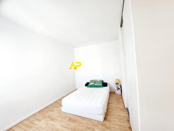 Hyper Centre-Ville d'ARGENTEUIL, appartement 2 pièces, 1 chambre, box et balcon à 6 minutes à pieds de la gare . €171 200 ** - Référence 4457