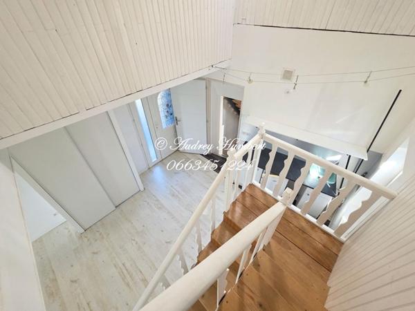 Pierrevert MDV avec terrasse et balcon, 6 pièces 144 m2