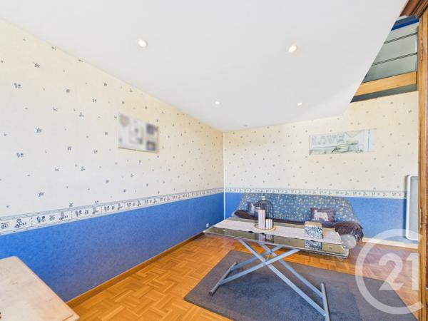 Appartement F2 Bis à vendre  2 pièces - 64,43 m2 TRAPPES - 78