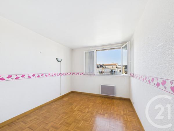Appartement F2 Bis à vendre  2 pièces - 64,43 m2 TRAPPES - 78