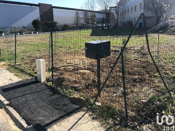 Location murs commerciaux  705 m² Mareuil-lès-Meaux