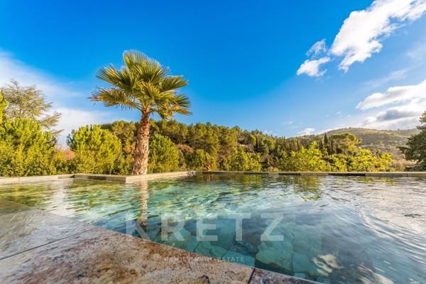 Villa contemporaine avec vue panoramique