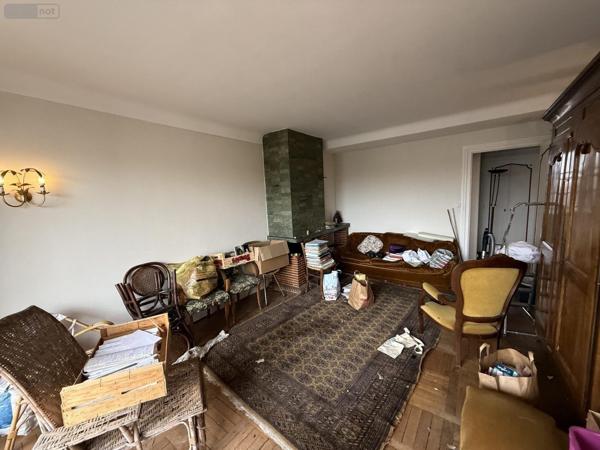 Appartement à vendre à Vichy dans l'Allier (03200), ref : 2025/975-03020