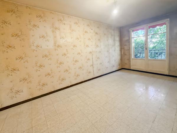 Appartement à vendre 169 000 € Marseille 12 4 p 74 m² DPE D