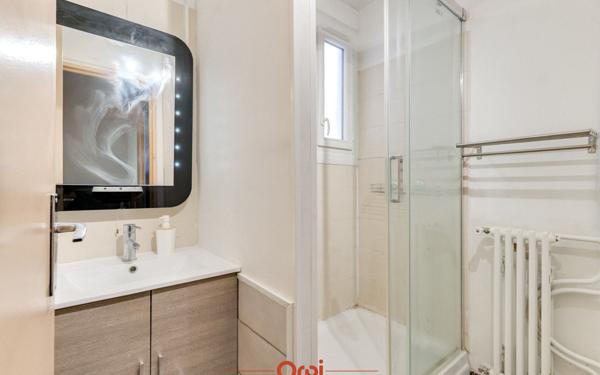 Appartement à vendre    4 pièces • 108 m2 Marseille 10