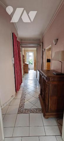 EN EXCLUSIVITE - BD CHAVE - APPARTEMENT TRAVERSANT TYPE 3 66 M2 + CAVE - QUARTIER DU CAMAS