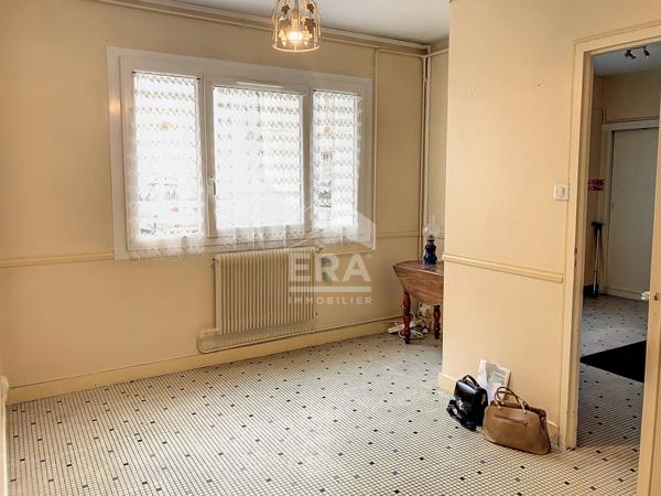 Sainte-Foy-la-Grande, appartement 4 pièces à pied de toutes commodités