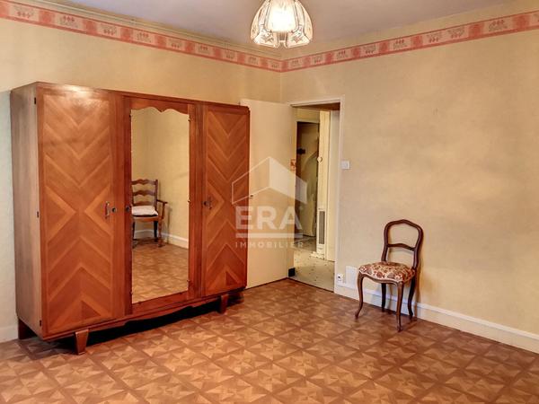 Sainte-Foy-la-Grande, appartement 4 pièces à pied de toutes commodités