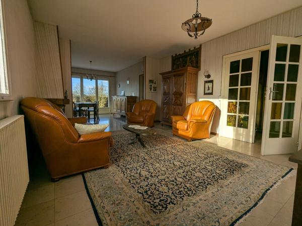 Jolie pavillon centre