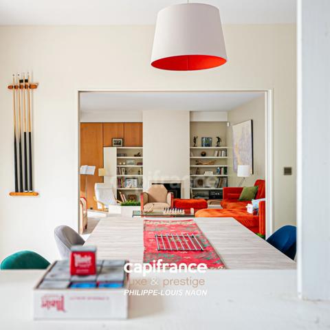 AUX PORTES DU MANS - SPLENDIDE VILLA DE 230m2 AVEC PISCINE