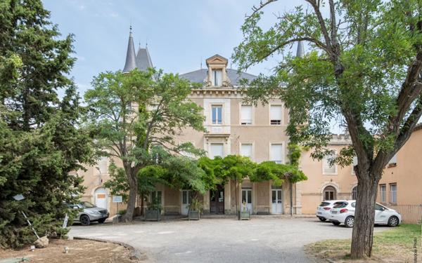 Maison à vendre    13 pièces •  Capendu