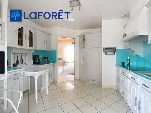 Achat maison près de PLOUHINEC - 6 pièce(s) - 130 m² - 420 000 €