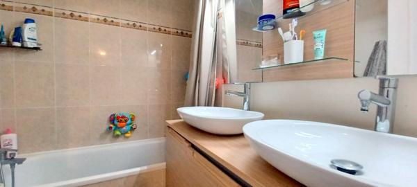 Collonges (01550) Appartement T3 avec Garage Collonges