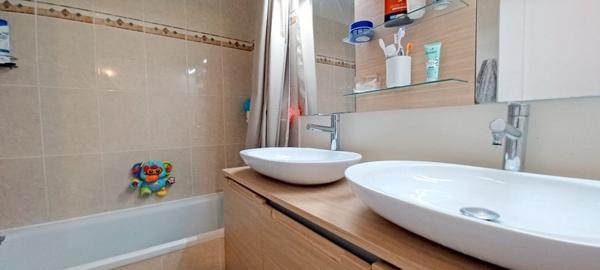 Collonges (01550) Appartement T3 avec Garage Collonges