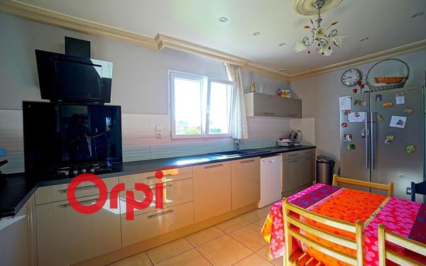 Maison à vendre    6 pièces •  Bernay