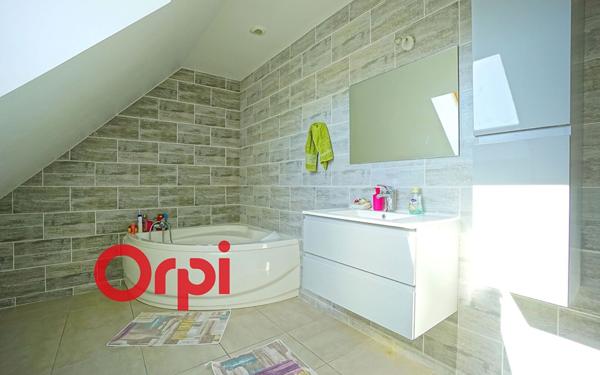 Maison à vendre    6 pièces •  Bernay