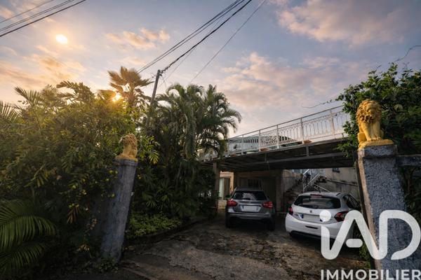 Maison à vendre 7 pièces 324 m² Saint-Pierre