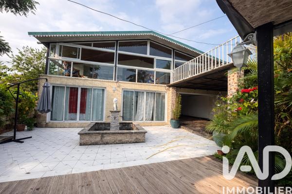 Maison à vendre 7 pièces 324 m² Saint-Pierre