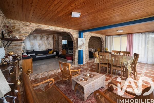 Maison à vendre 7 pièces 324 m² Saint-Pierre