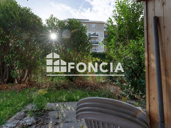 À vendre Studio 25 m² - Corbeil-essonnes 91100