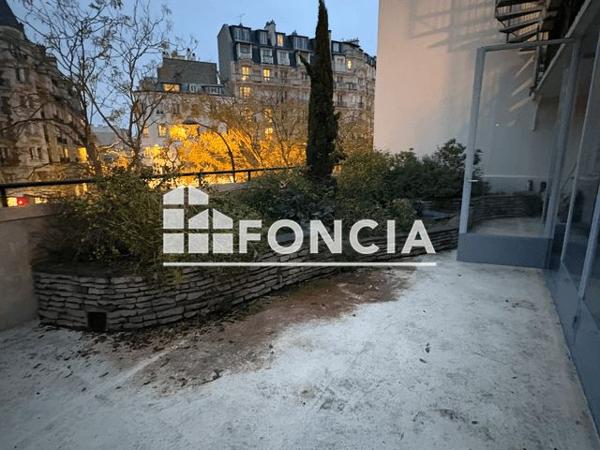 Location Appartement 5 pièces 131.02 m² - 132 AVENUE EMILE ZOLA Paris 75015